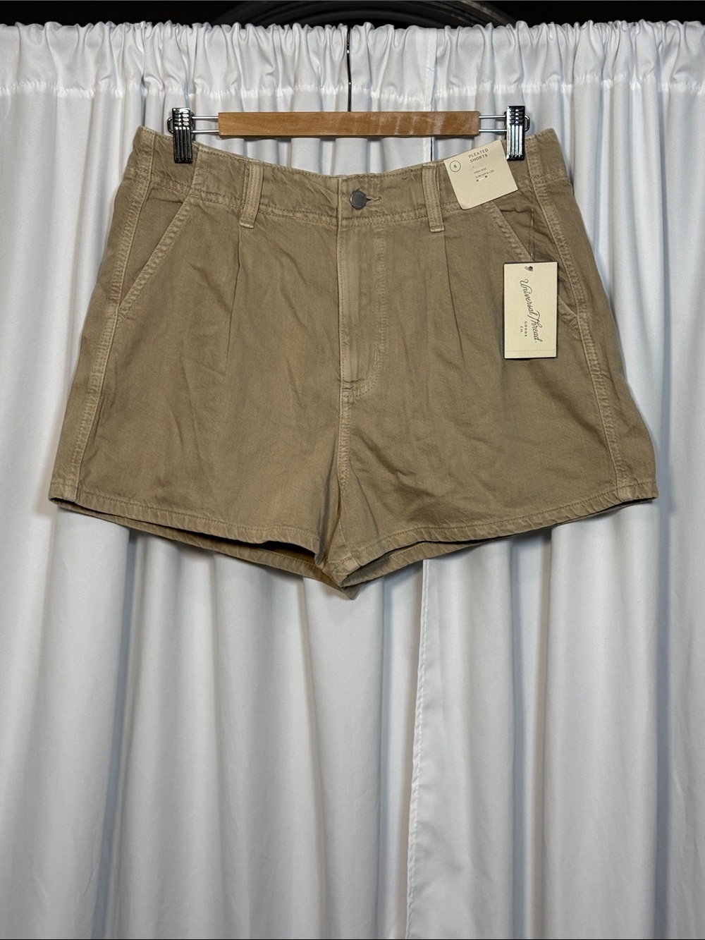 Universal Thread Pleated Cotton Shorts
